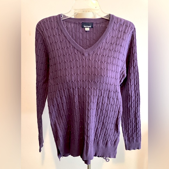Basic Editions Women’s Cable Sweater, Size S, Purple, V Neck, Pullover - Picture 1 of 4